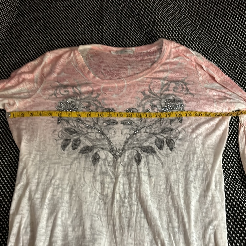 Beautiful Maurices size 1 long sleeve pink and white T shirt - Picture 6 of 9